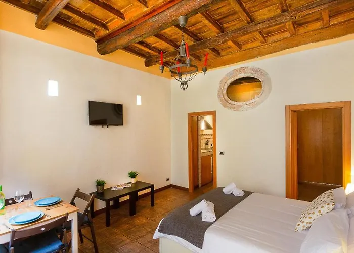 Trastevere Alexander In Apartment